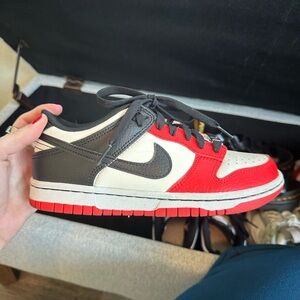 Boys 4 Nike dunks - bulls anniversary dunk low